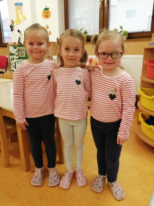 MŠ -proužkované kamarádky & vycházka 