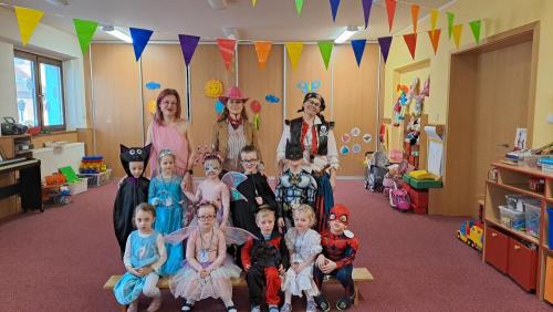 karneval u sluníček